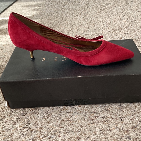 Anthropologie Shoes - Anthropologie wine colored kitten heels. Pied Juste. Super chic